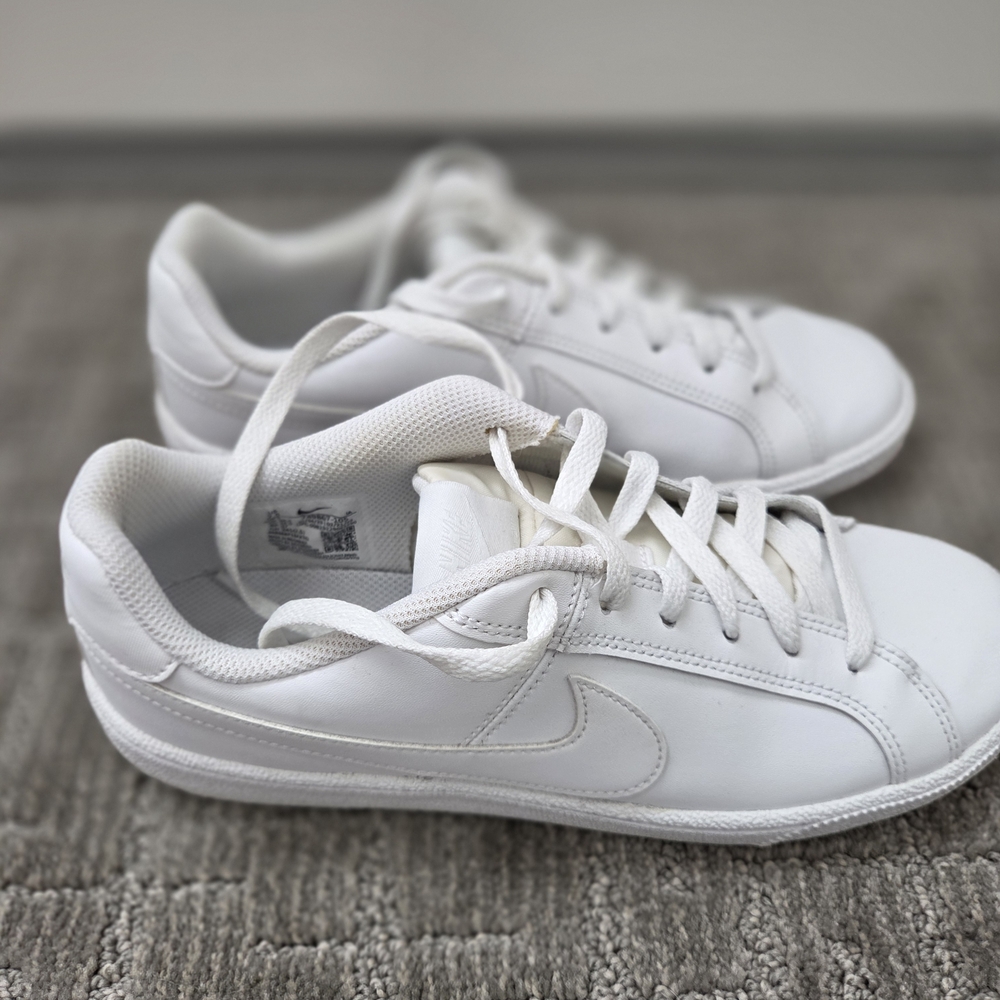 Nike Women's Court Royale Sneakers 7.5